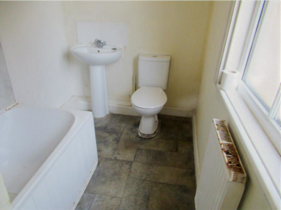 Picture 4